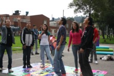 evento empresarial para fin de año adultos y jovenes 